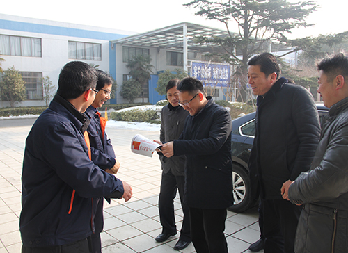 县长佘俊臣走访榴莲APP网站入口