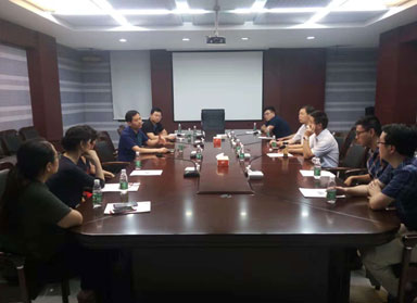 扬州宝应商会组织青年企业家考察榴莲APP网站入口