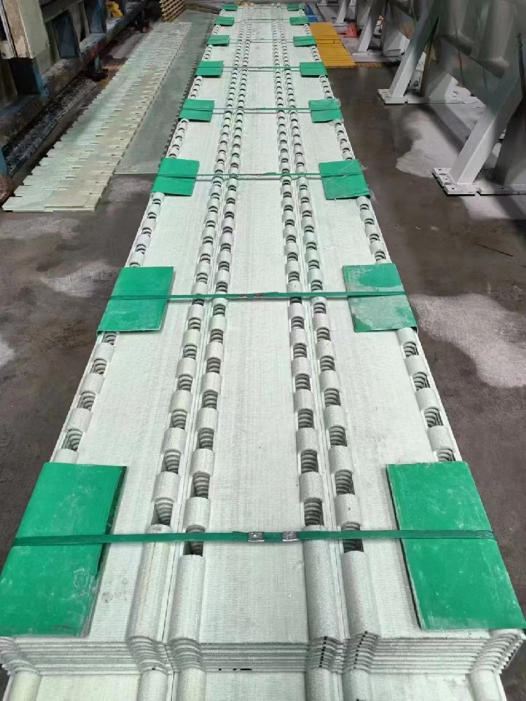 电解槽绝缘板的维护和保养方法